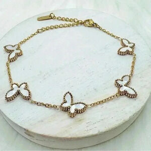 Butterfly Buttercup Bracelet in white
